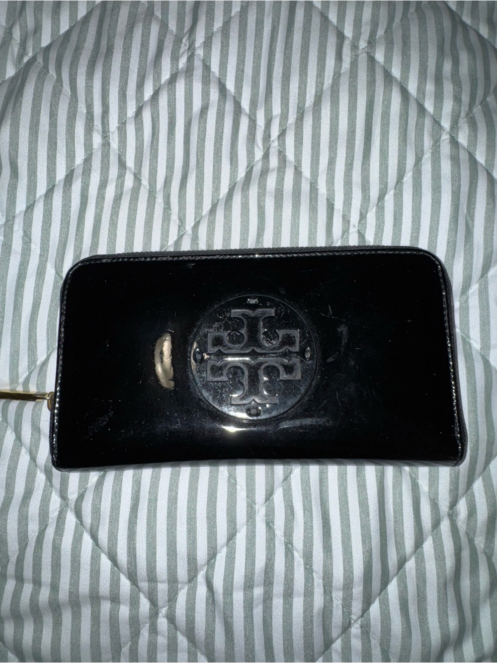 Tory Burch Black Patent Zip-Around Continental Wallet